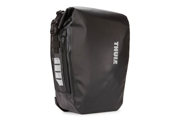 Thule Shield Pannier 17L Black Styck